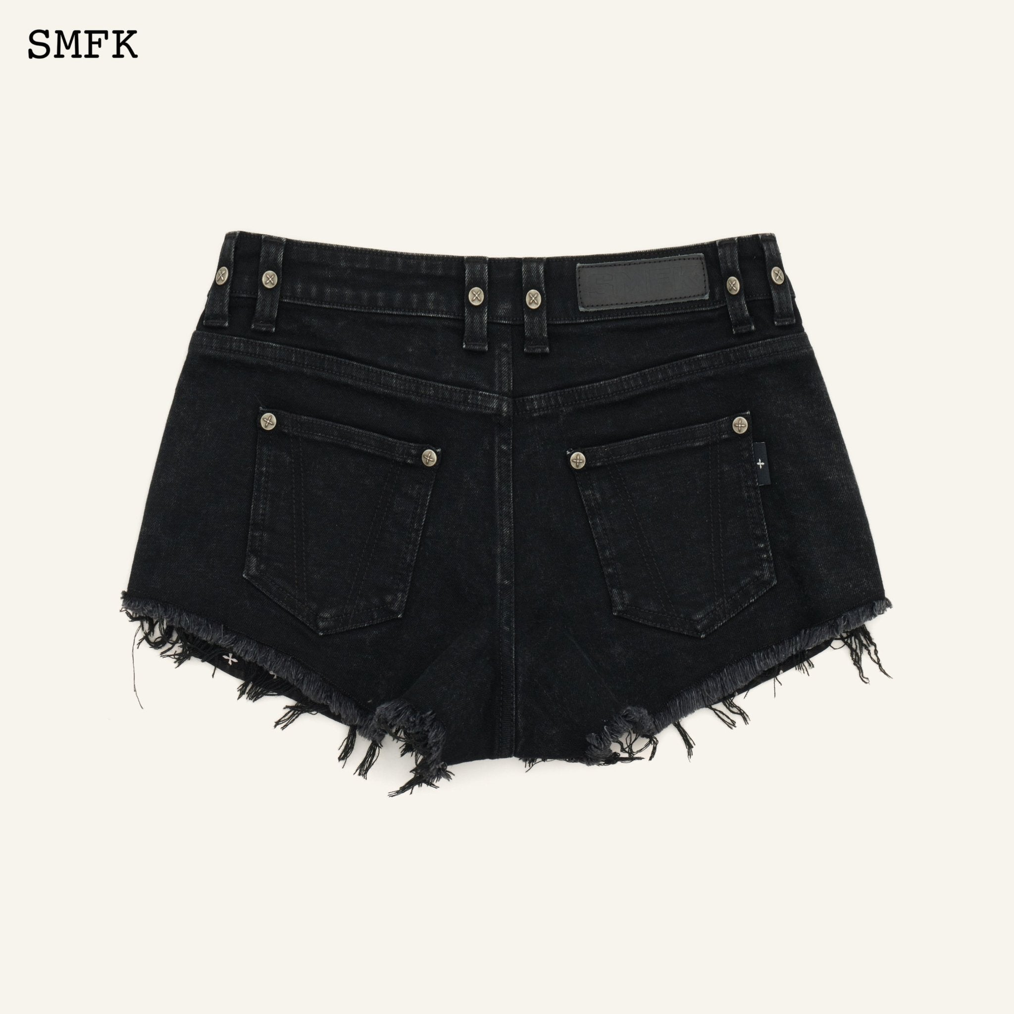 SMFK Compass Tarpan Low-rise Black Short Jeans | MADA IN CHINA