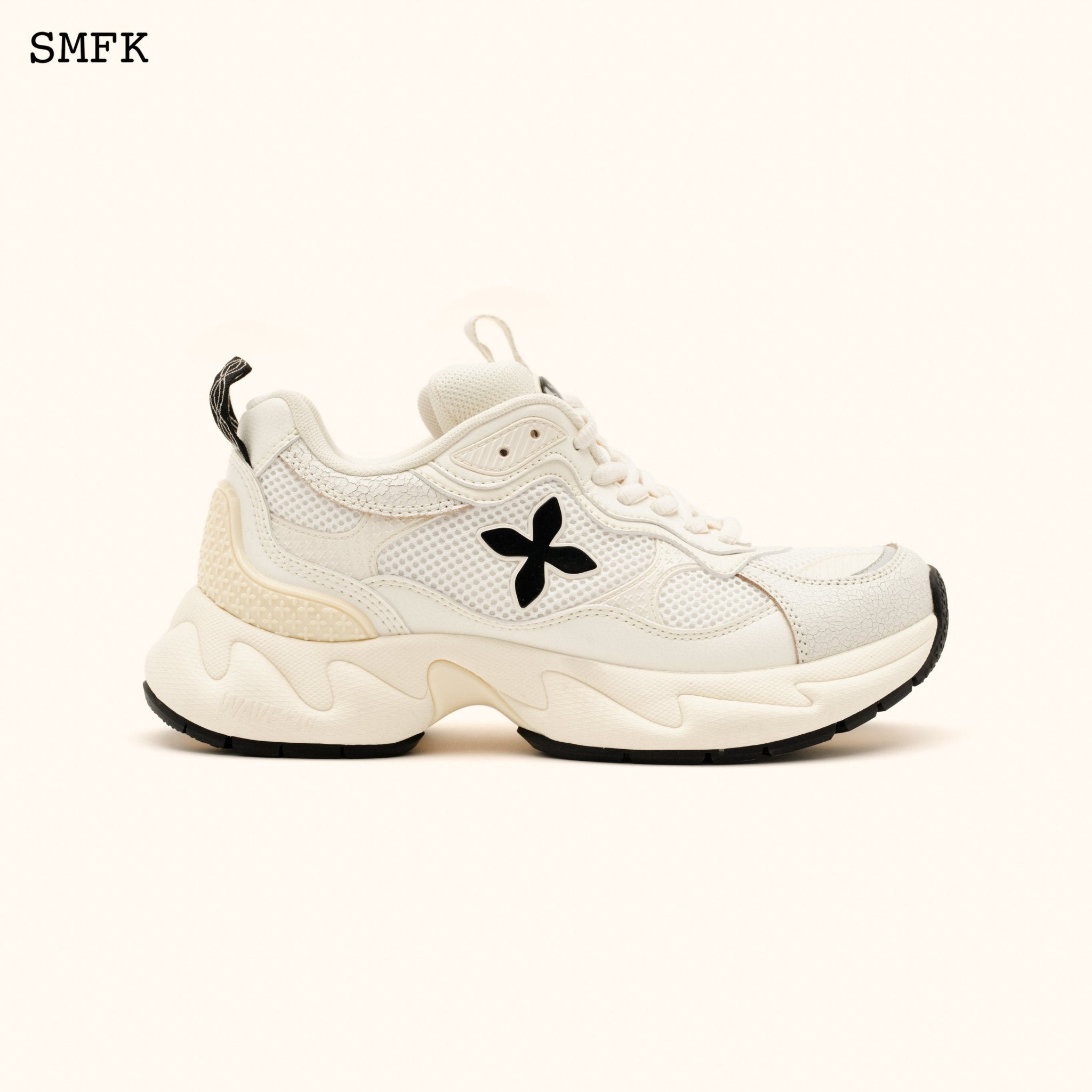 SMFK Compass Wave Retro Jogging Shoes In White | MADA IN CHINA