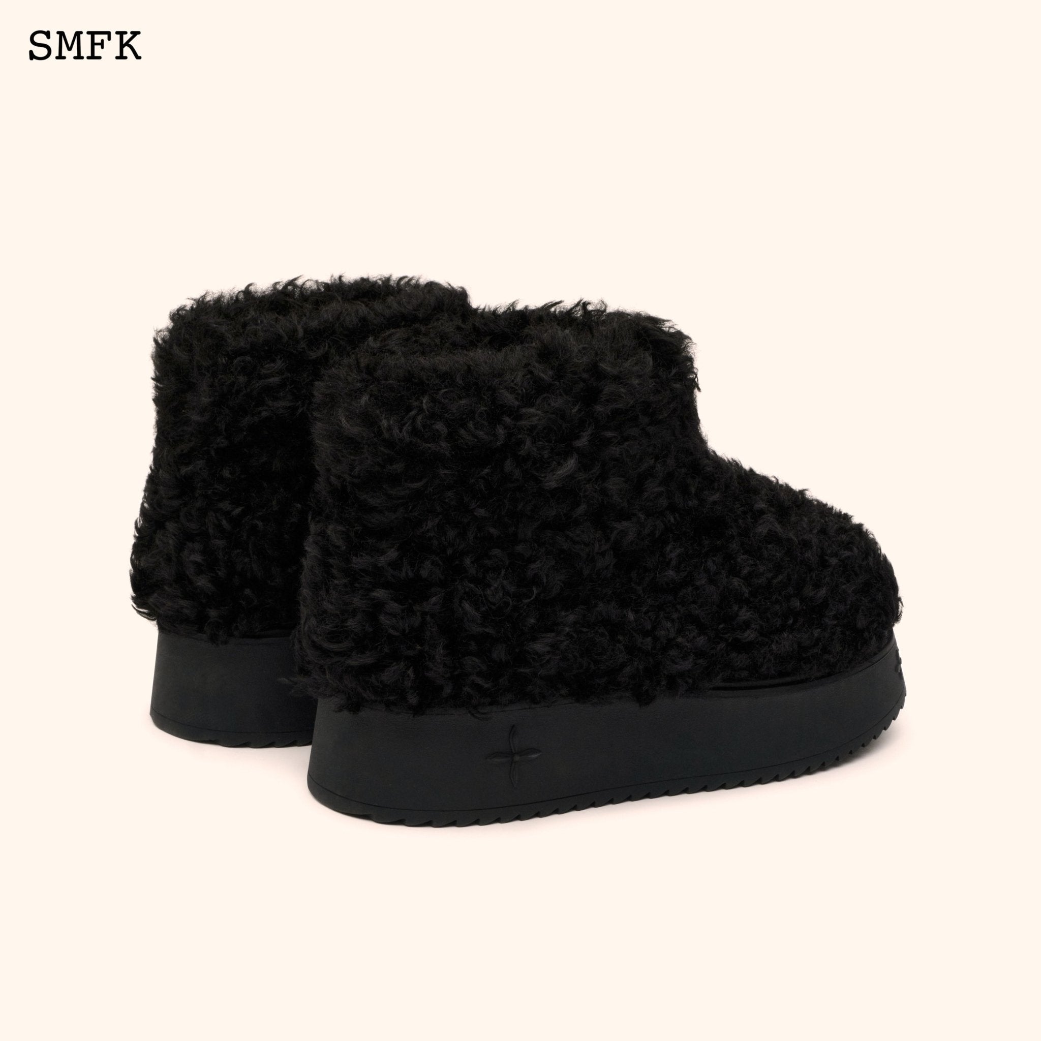 SMFK Compass Woolly Black Fluffy Short Boots | MADA IN CHINA