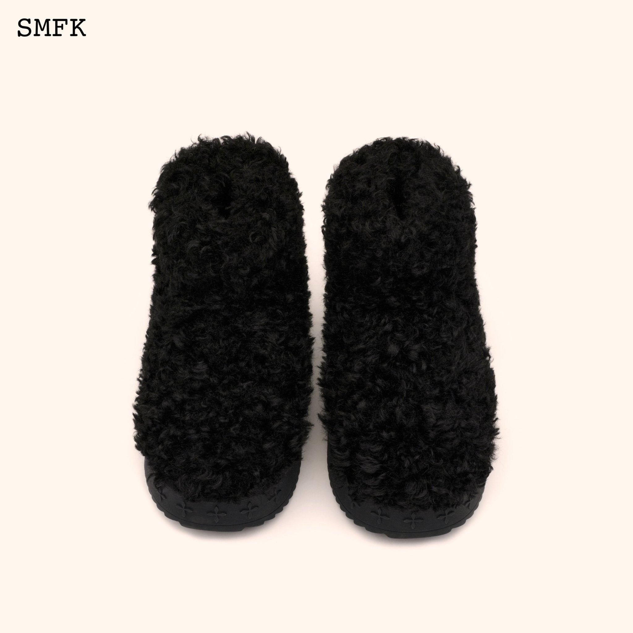 SMFK Compass Woolly Black Fluffy Short Boots | MADA IN CHINA