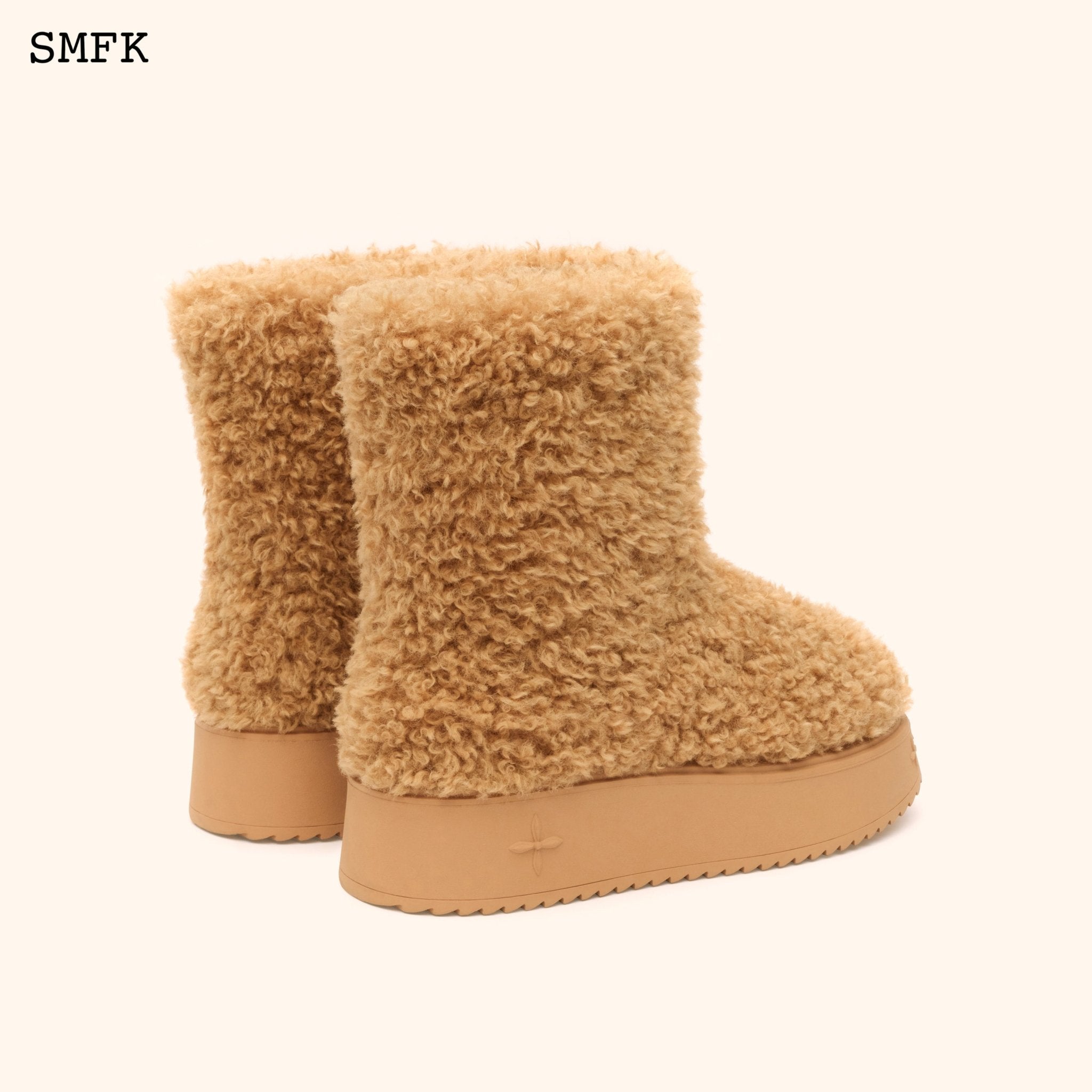 SMFK Compass Woolly Wheat Fluffy Boots | MADA IN CHINA