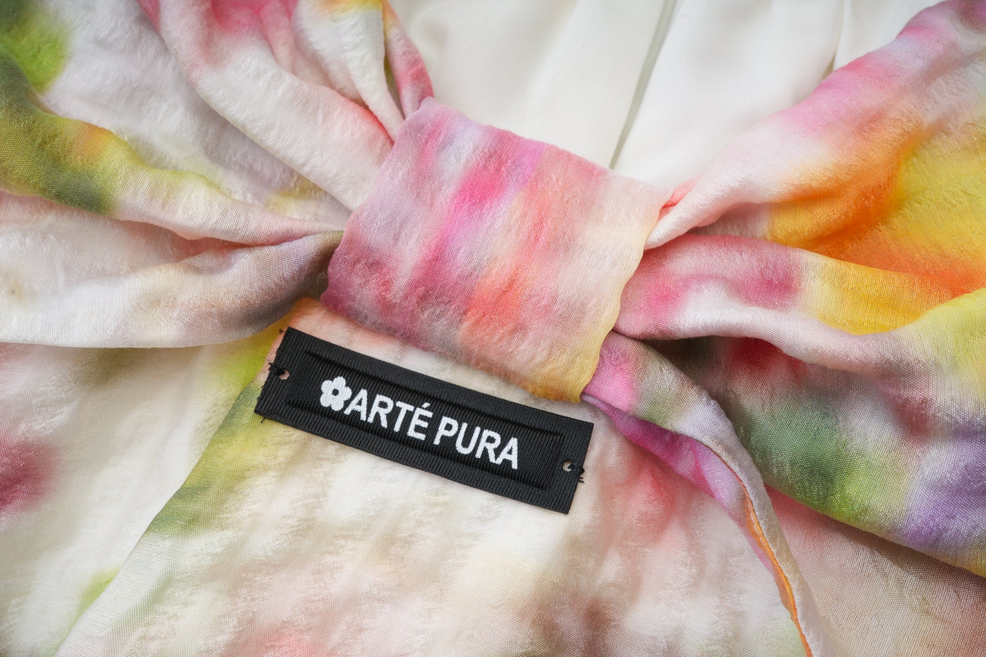 ARTE PURA Floral Painting Top With Bow Tie | MADA IN CHINA