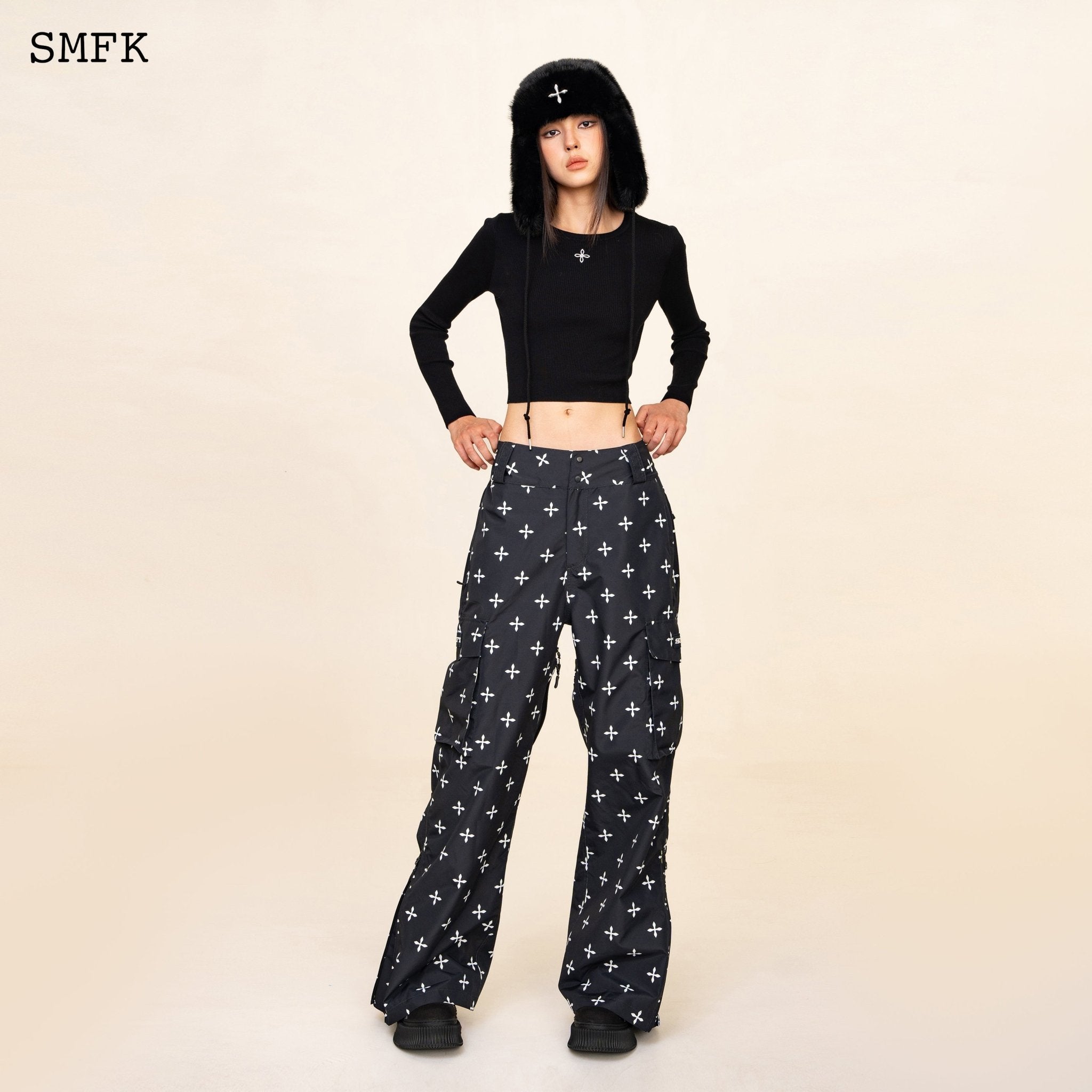 SMFK Garden Snow Pants In Black | MADA IN CHINA