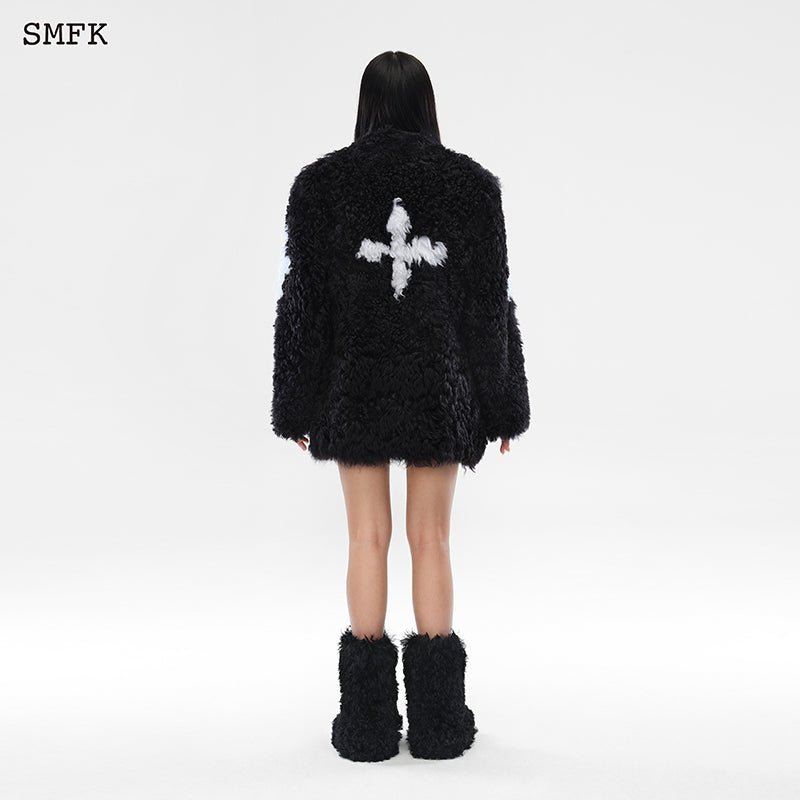 SMFK Gemini Flower Arm Fur Suit Black | MADA IN CHINA