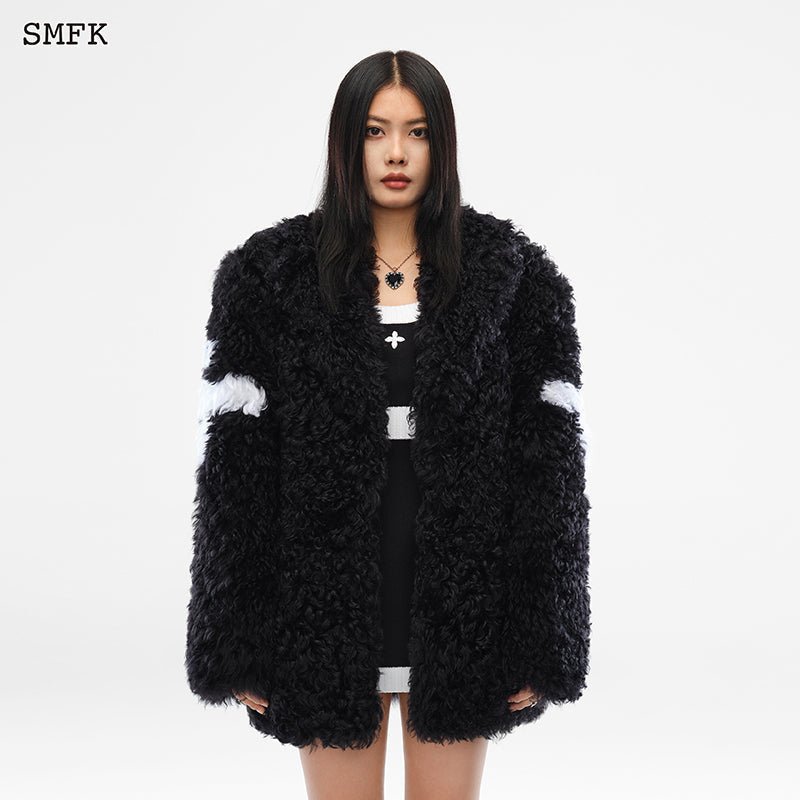 SMFK Gemini Flower Arm Fur Suit Black | MADA IN CHINA