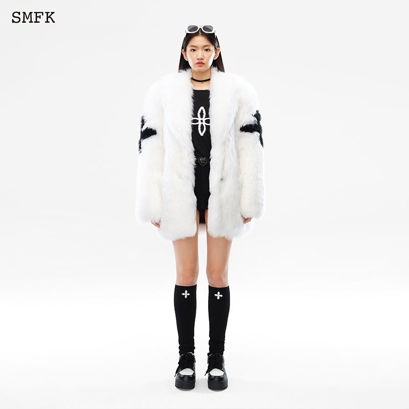 SMFK Gemini Flower Arm Fur Suit White | MADA IN CHINA