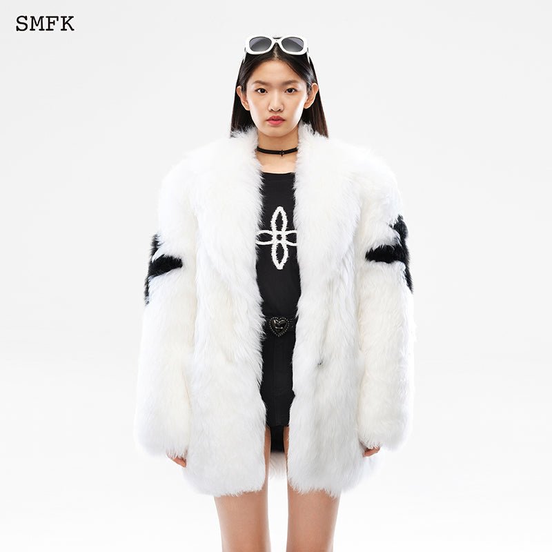 Gemini Flower Arm Fur Suit White | MADAX