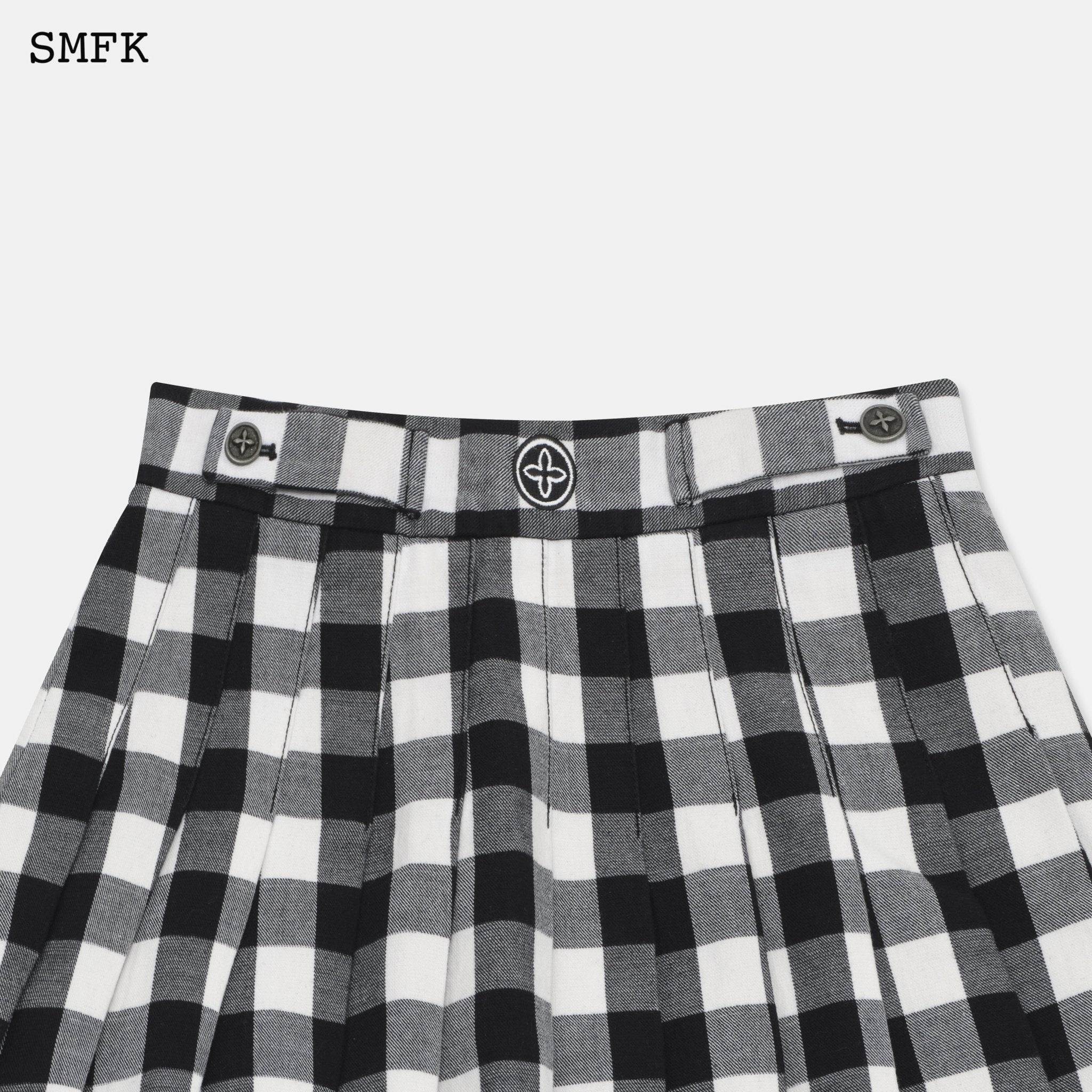 SMFK Grassland Black And White Checkered Pleated Skirt | MADA IN CHINA