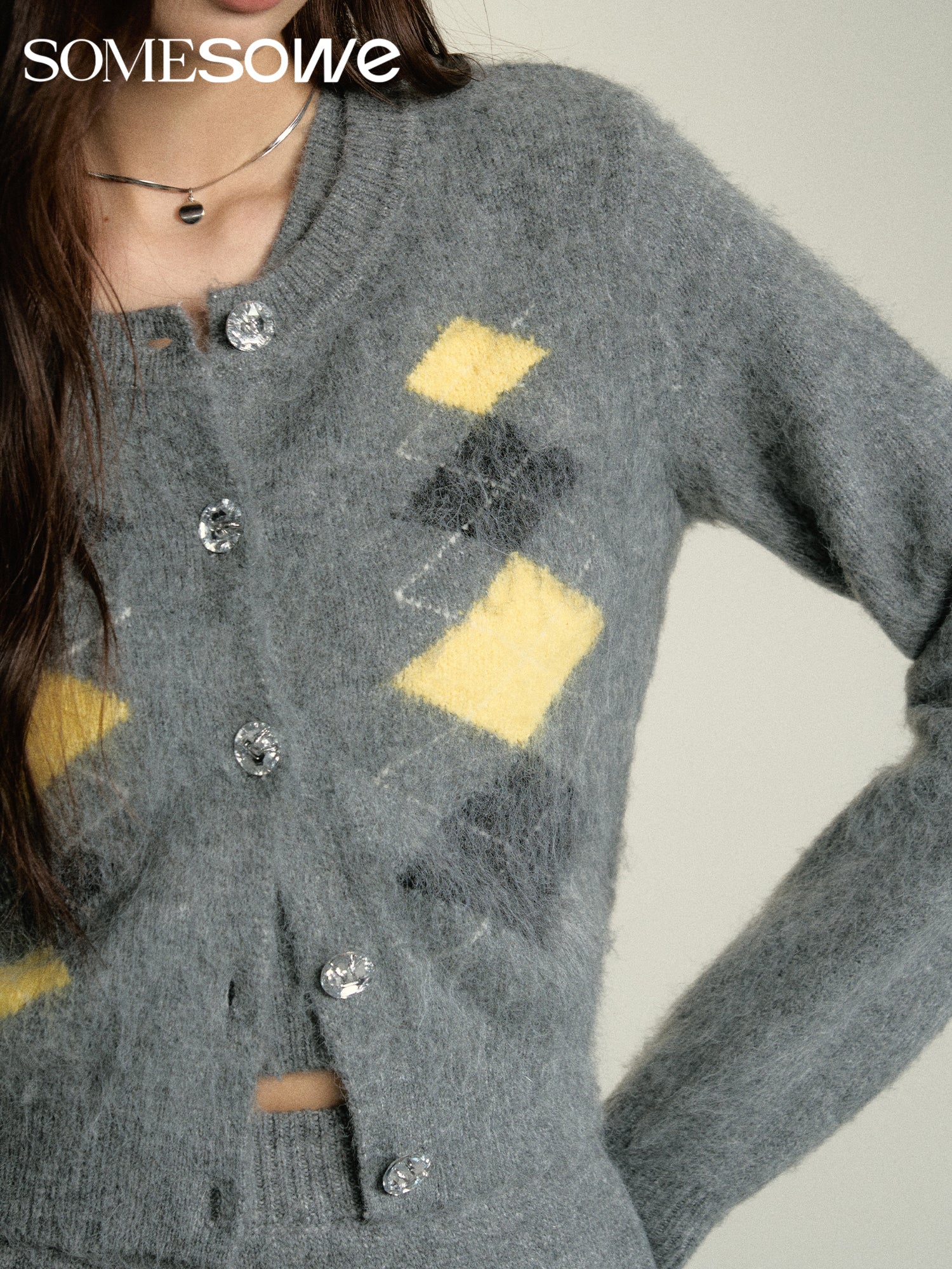 SOMESOWE Grey Diamond Pattern Cardigan | MADA IN CHINA