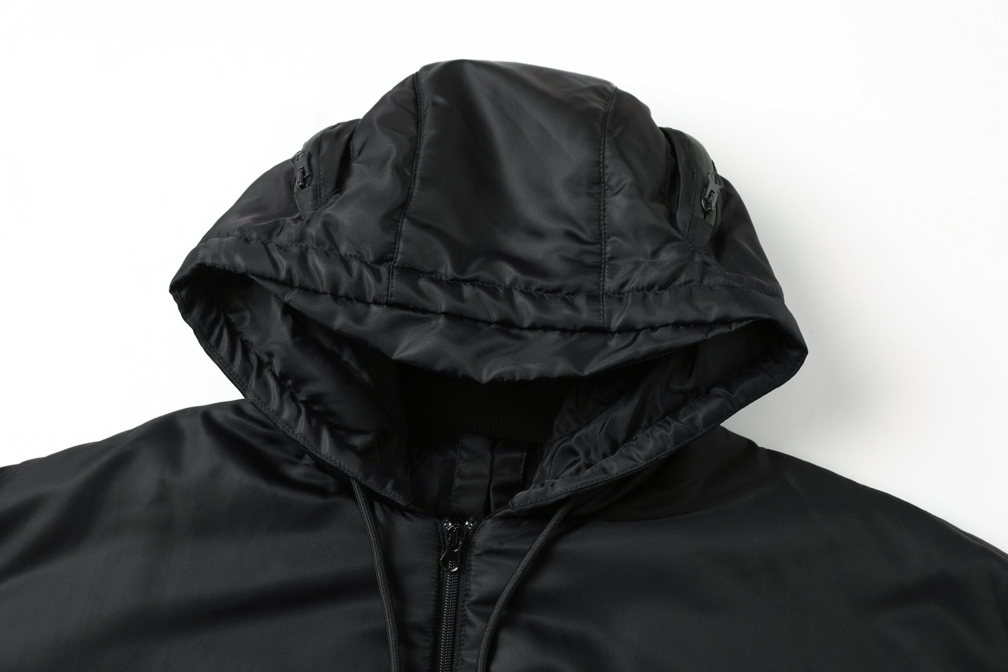 KUSIKOHC Helmet Detail Hooded Bomber Black | MADA IN CHINA