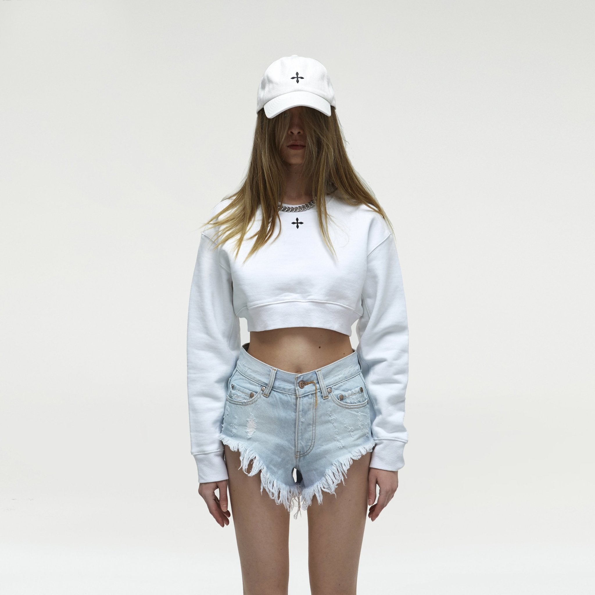 SMFK Infinity Jogging Sweater White | MADA IN CHINA