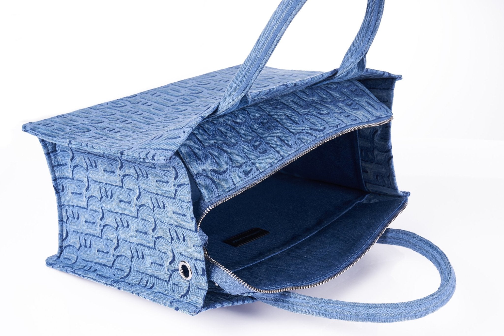 Laurence & Chico Laulau Chichi Jacquard Medium Square Tote Light Blue | MADA IN CHINA