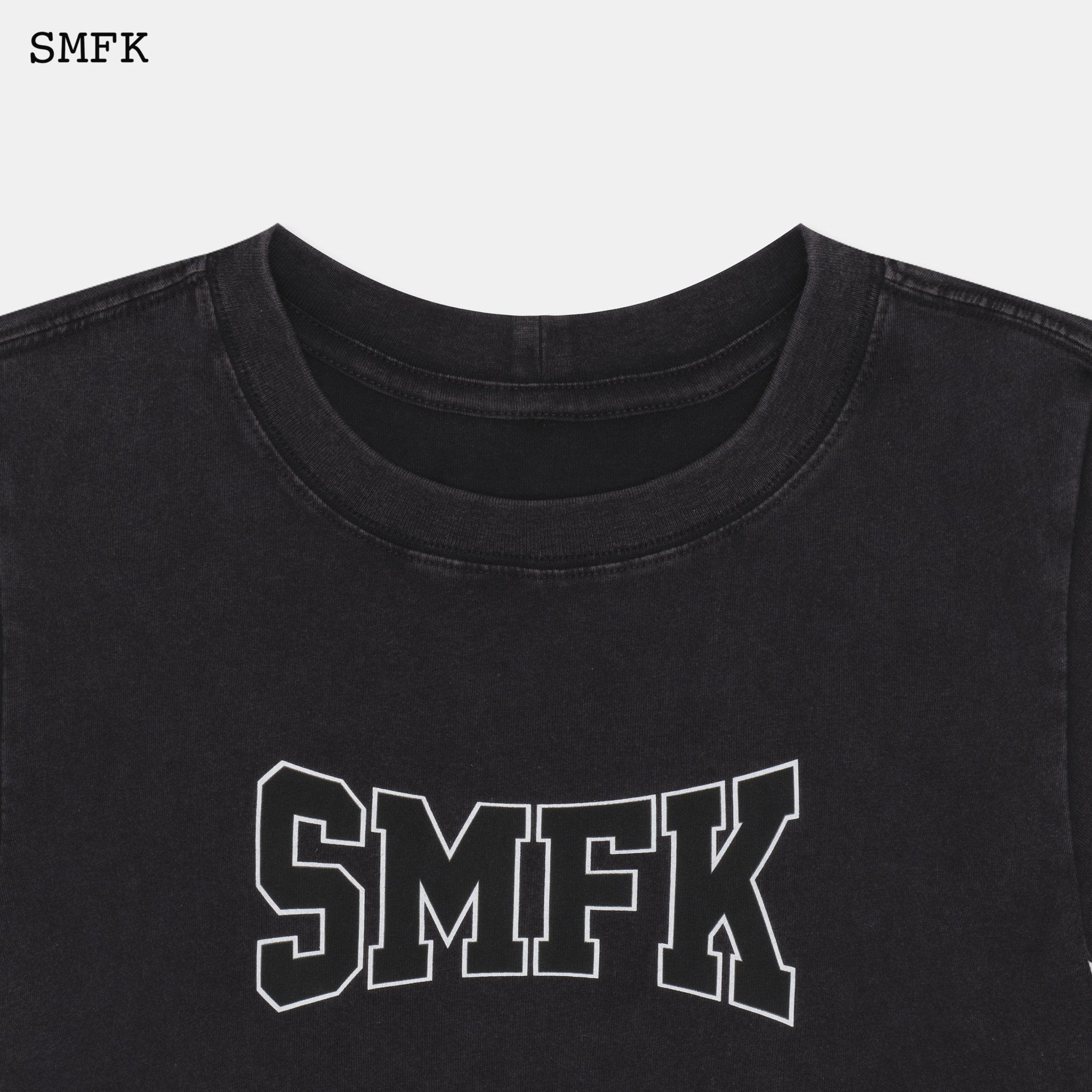 Model Black Short T-shirt | MADAX