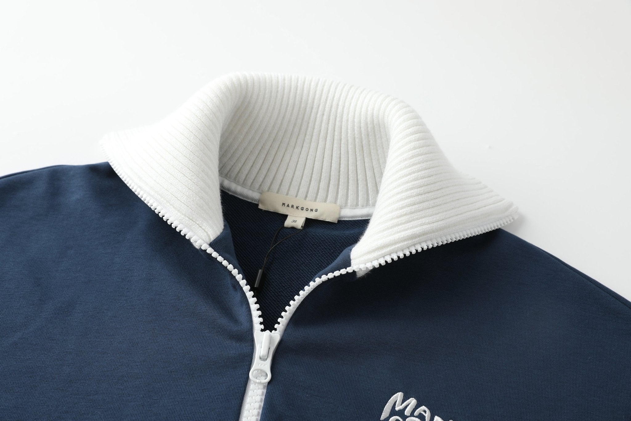 MARK GONG Navy Zipper Sweatshirt | MADA IN CHINA