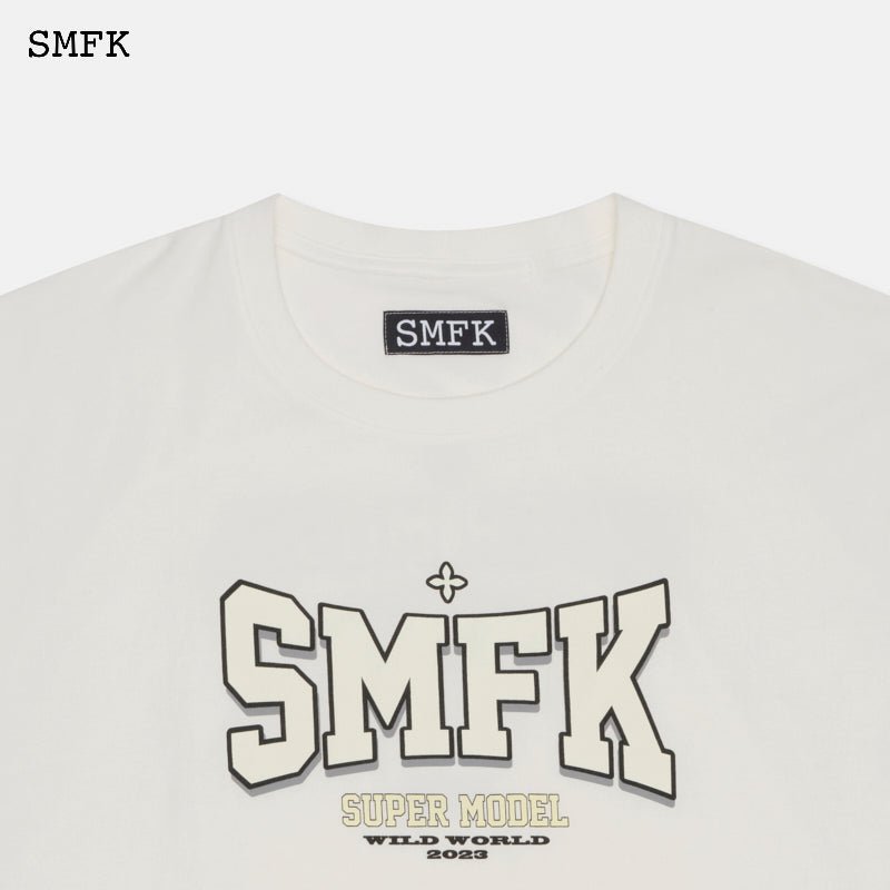 SMFK Oversized Model White T-shirt | MADA IN CHINA