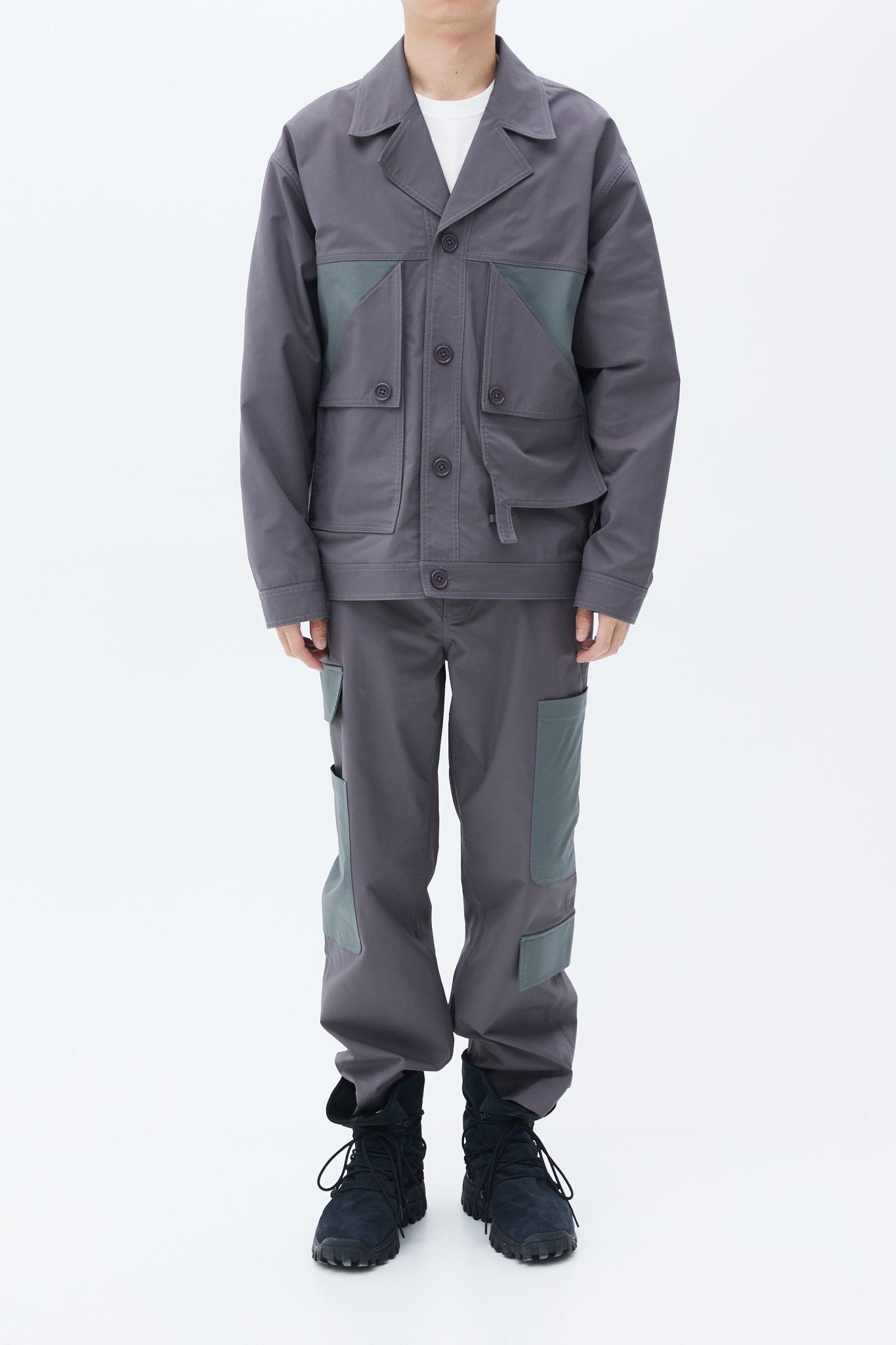 ROARINGWILD Patchwork Cargo Pants | MADA IN CHINA