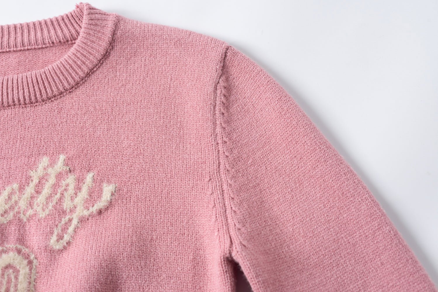 SOMESOWE Pink Fuzzy Short Sweater | MADA IN CHINA