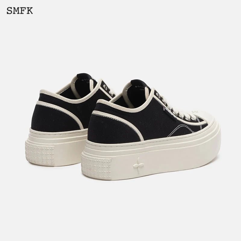 SMFK Retro College Low Top Board Shoes Black | MADA IN CHINA