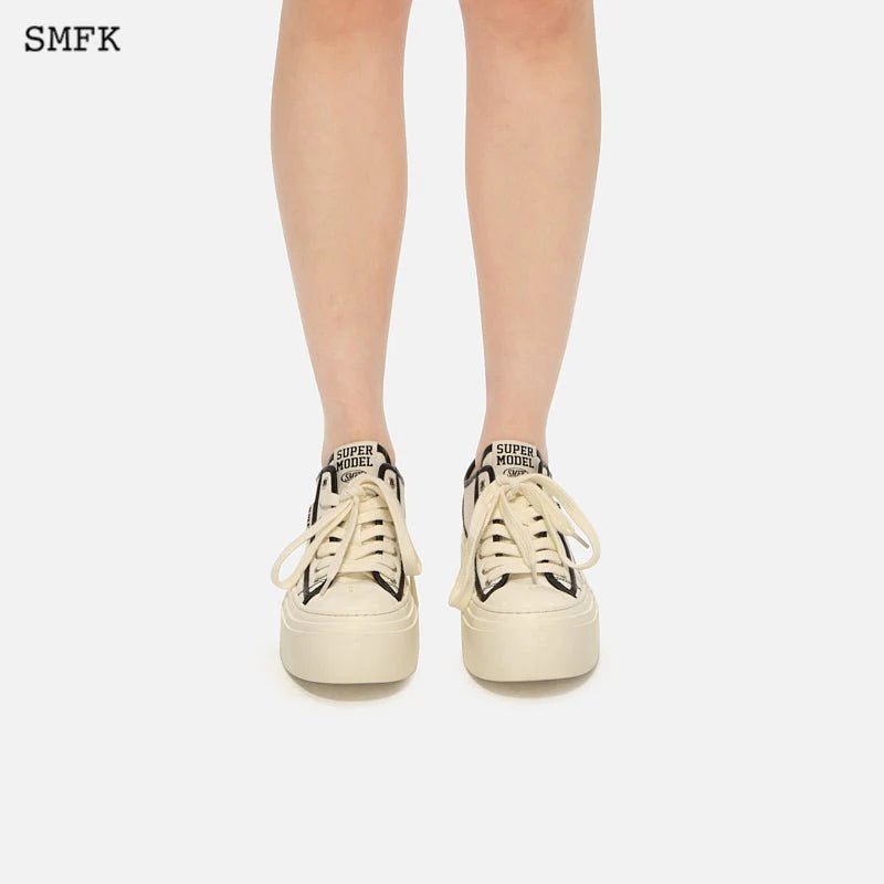 SMFK Retro College Low Top Board Shoes White | MADA IN CHINA