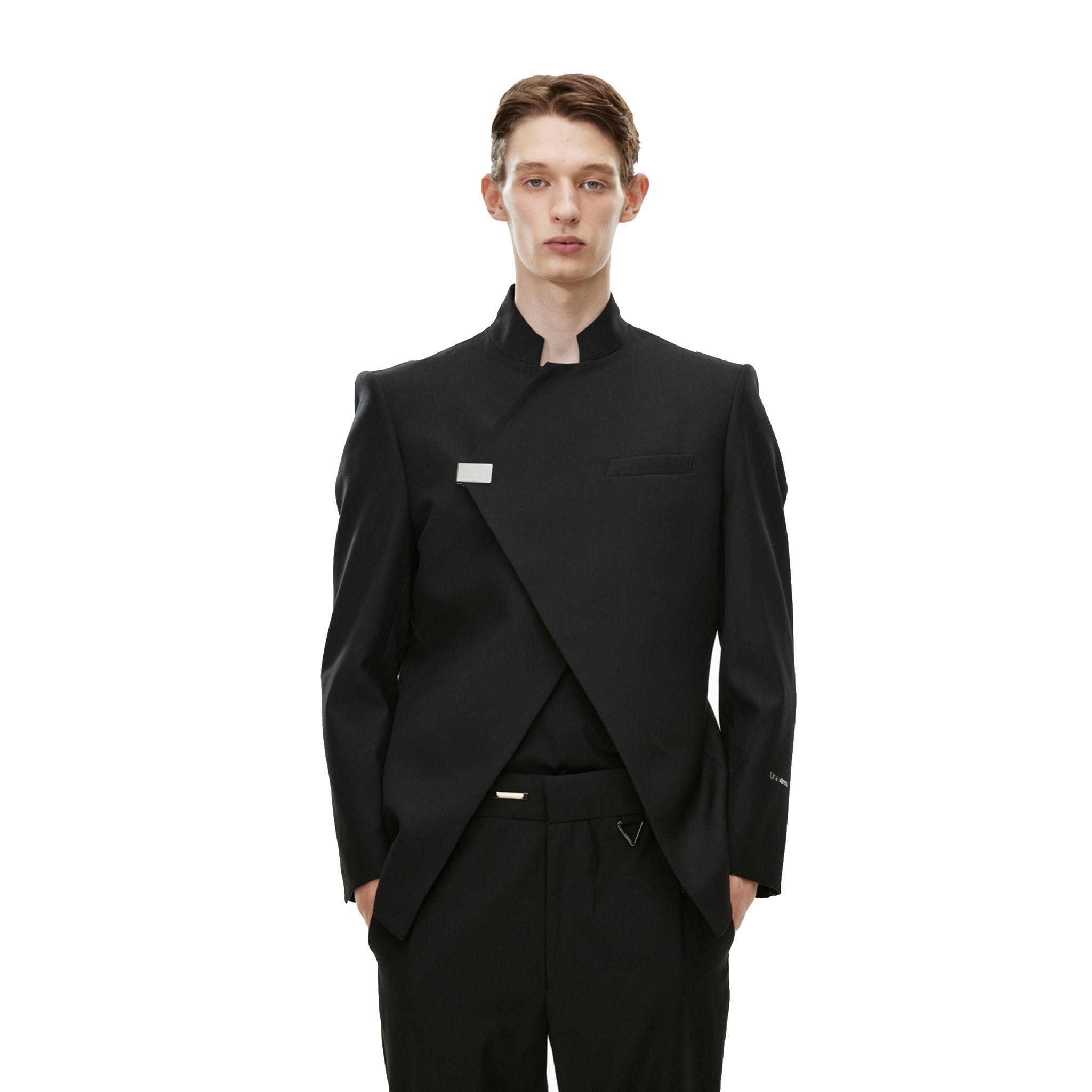 Unawares Split Knights Cut Jacket Black | MADA IN CHINA