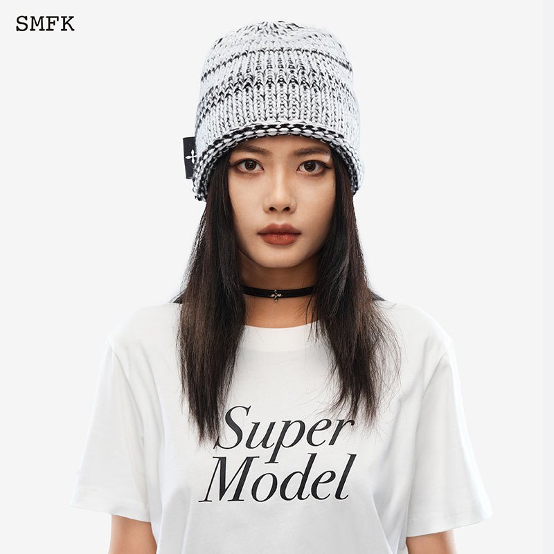 SMFK Stray Sheep Woolen Hat Black And White | MADA IN CHINA