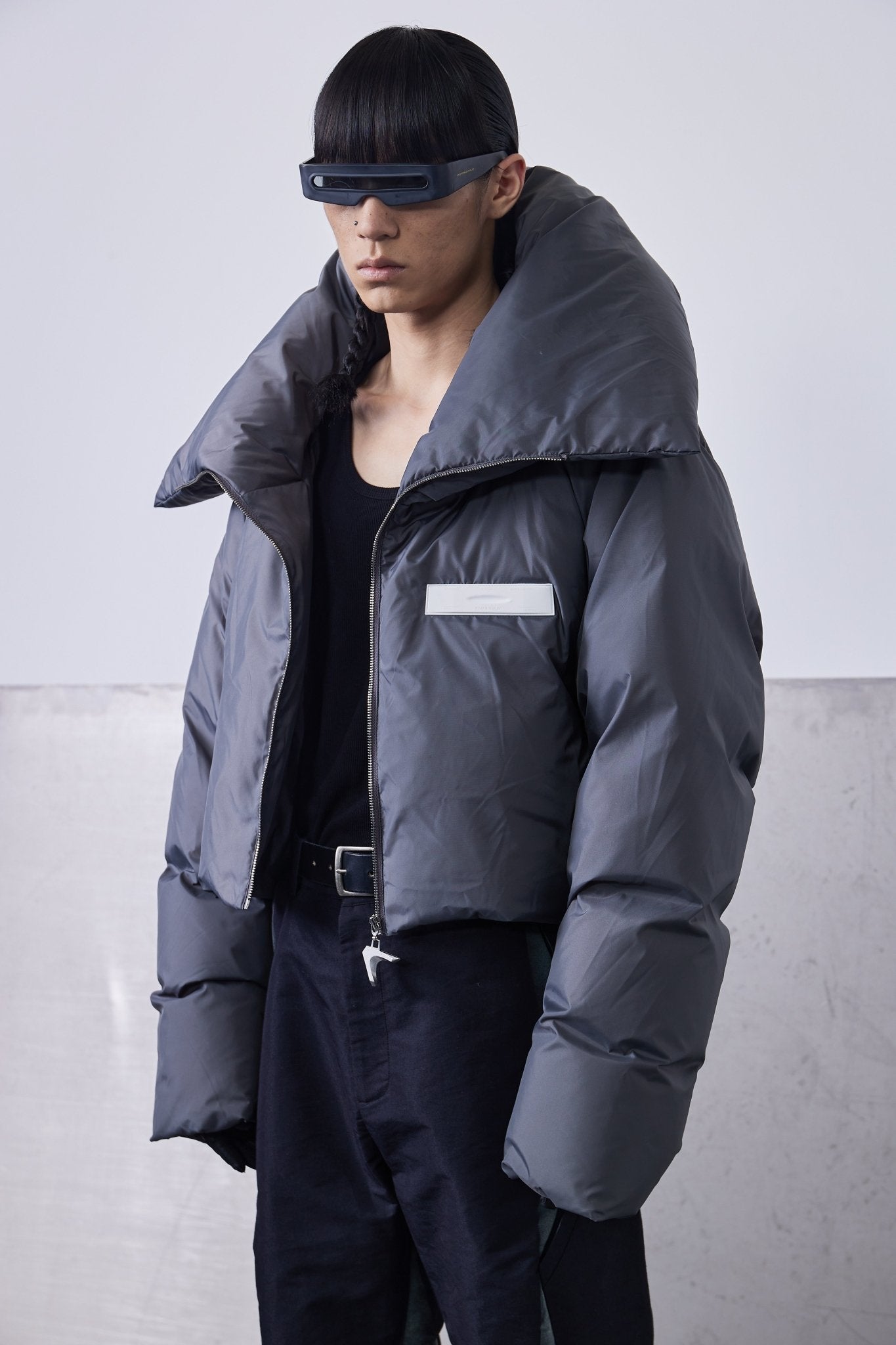 ROARINGWILD Super-High Collar Down Jacket | MADA IN CHINA