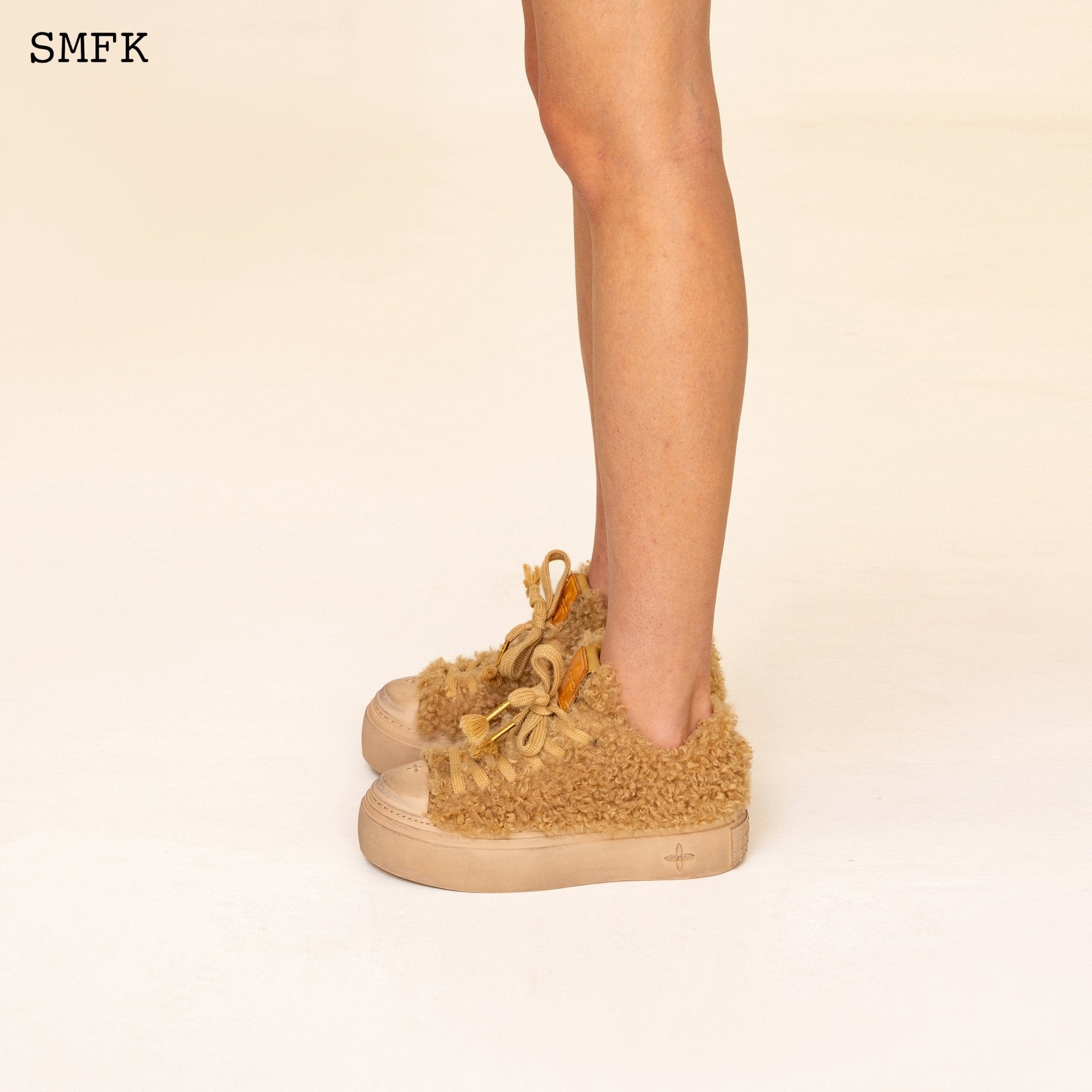 SMFK Super Model Gingerbread Furry Skate Shoes | MADA IN CHINA