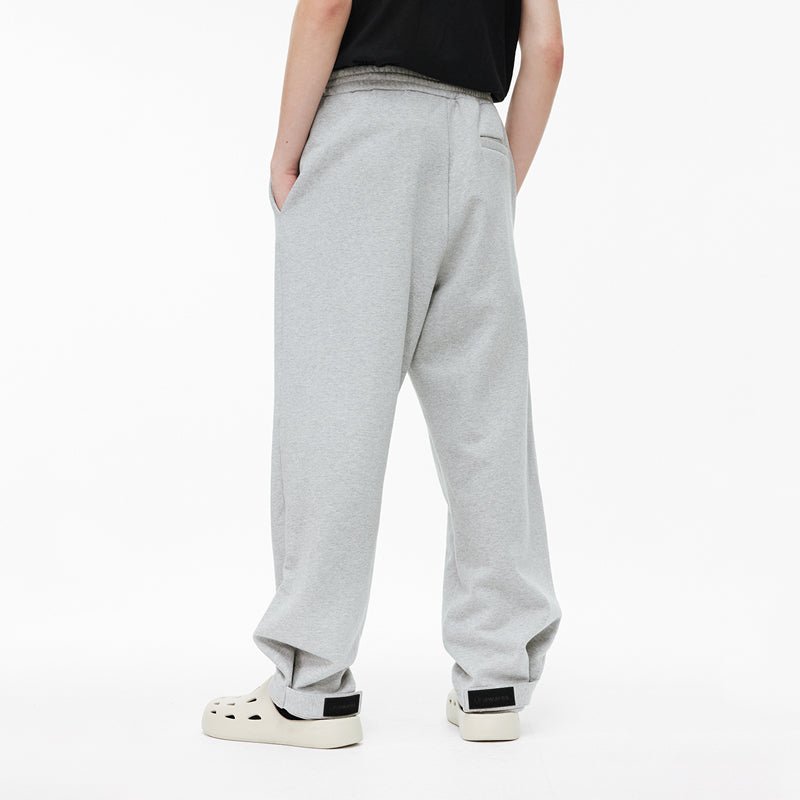 UNAWARES Velcro Adjustable Drop In Sweatpants | MADA IN CHINA