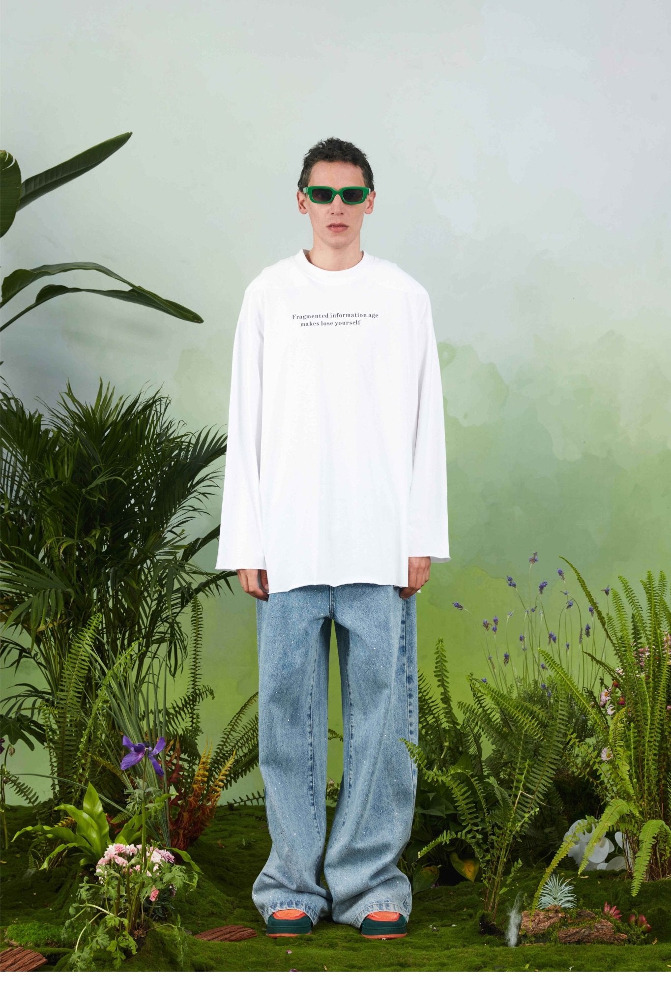 VANN VALRENCÉ White Basic Long-sleeved Base T-shirt | MADA IN CHINA