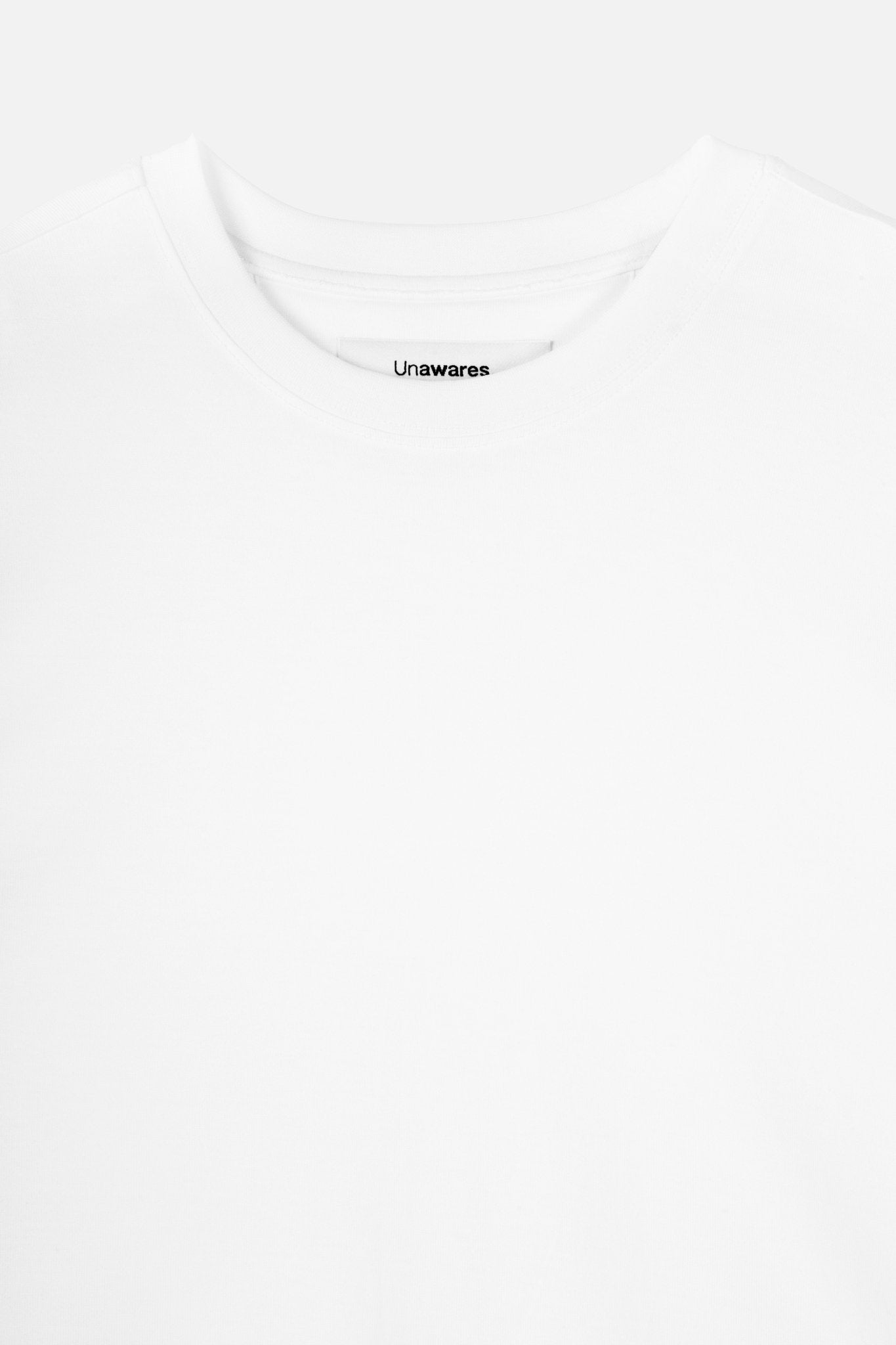 UNAWARES White Basic Slim Fit T-shirt | MADA IN CHINA