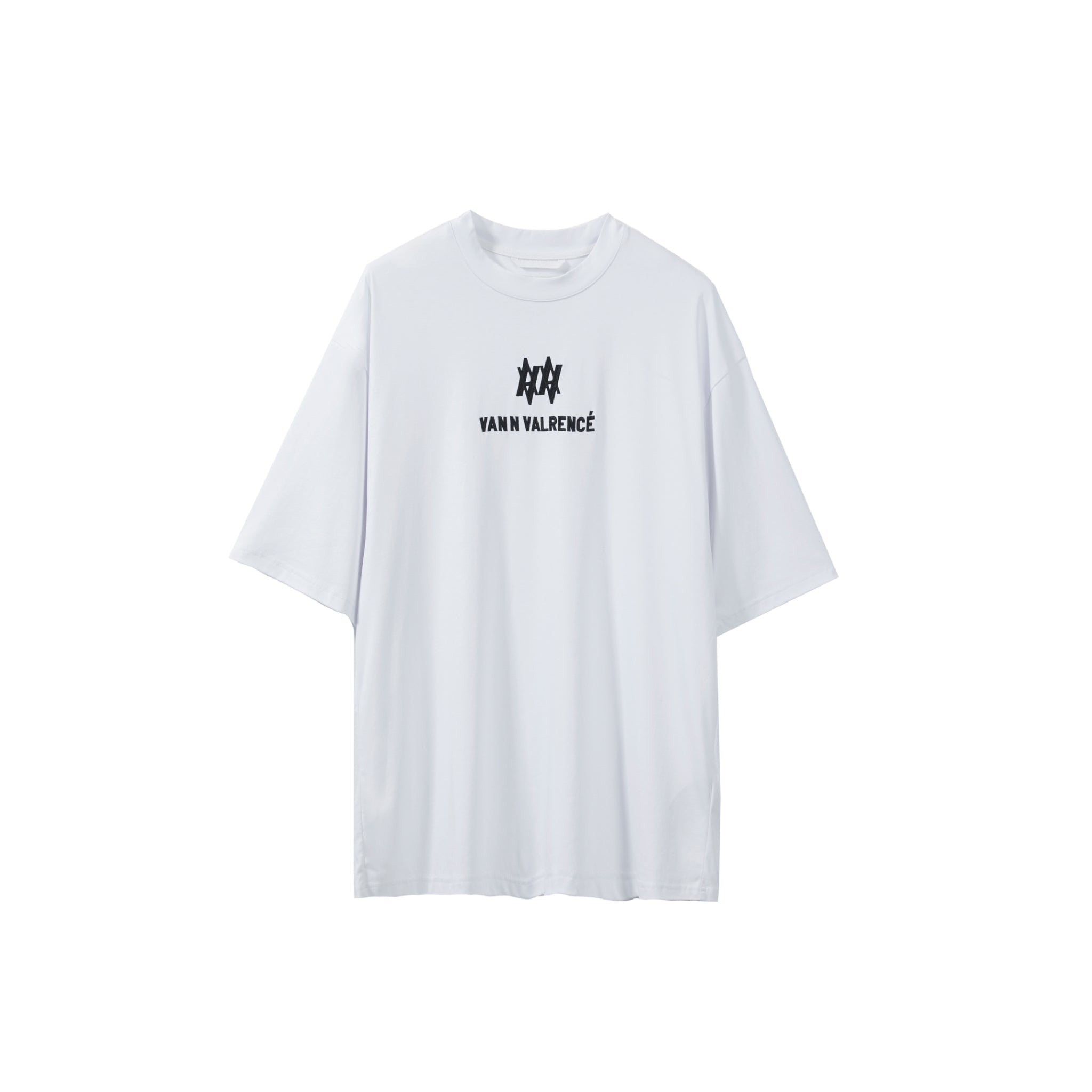 VANN VALRENCÉ White Basic T-shirt | MADA IN CHINA