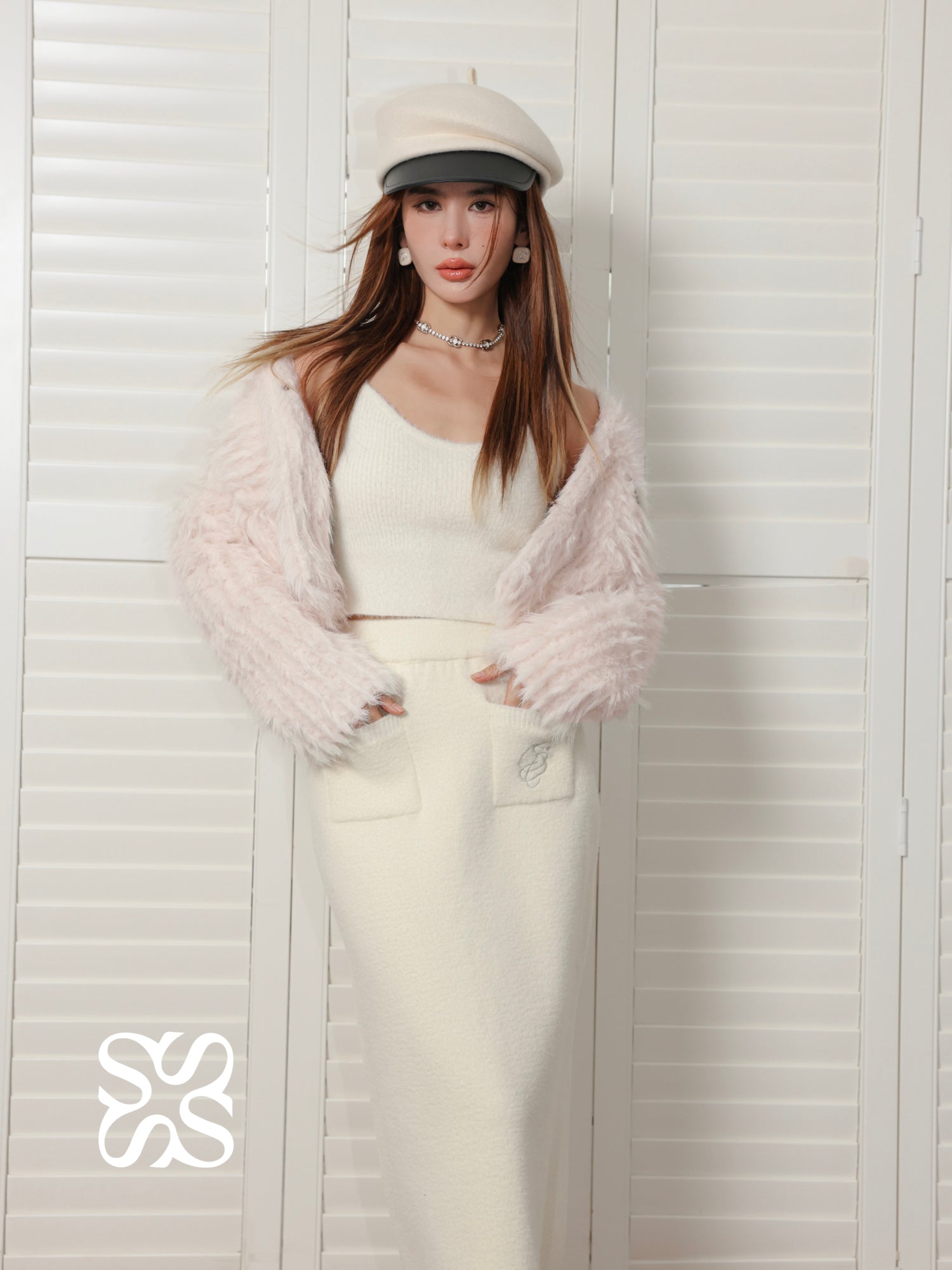 SOMESOWE White Fur Coat | MADA IN CHINA