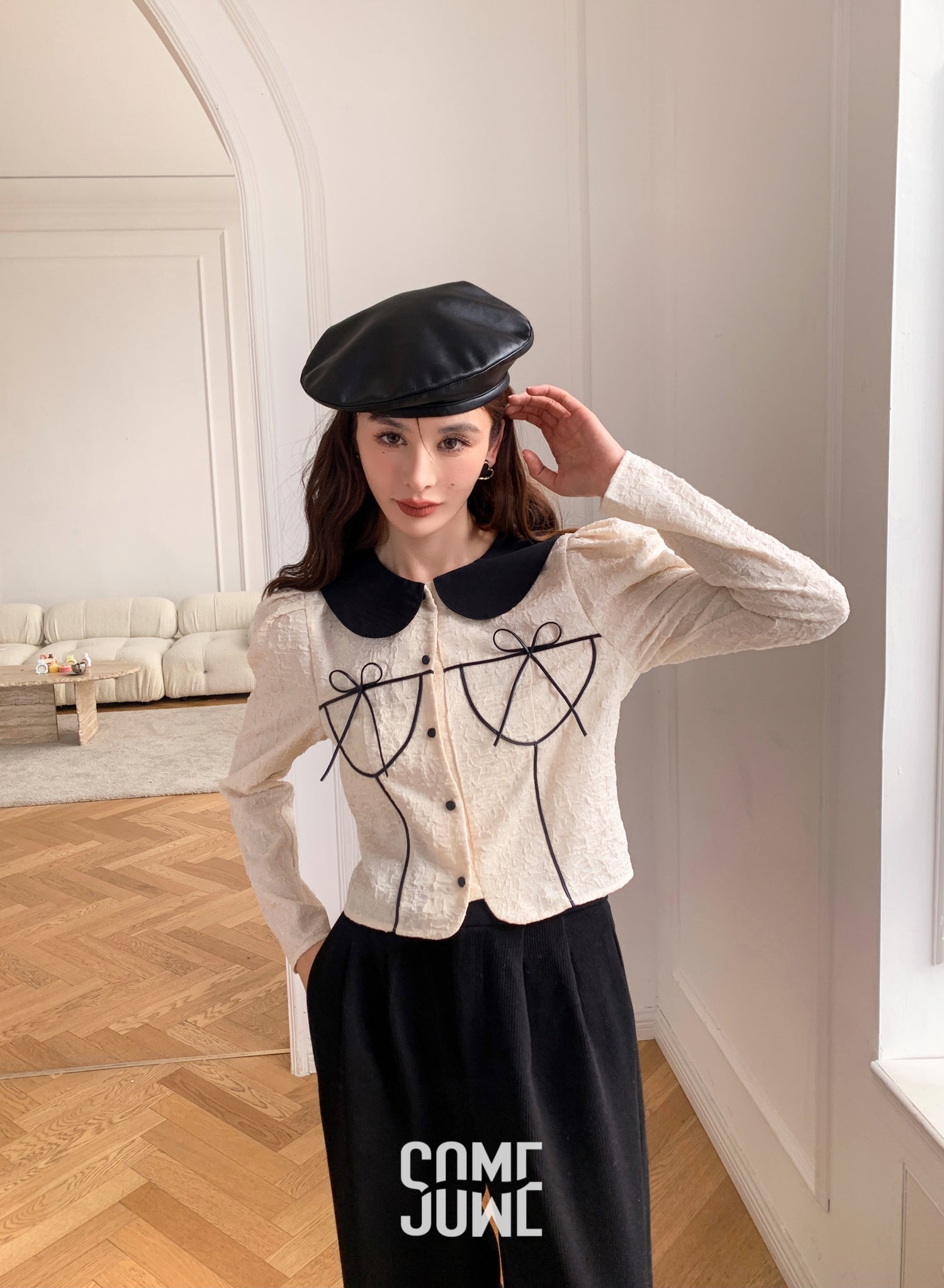 SOMESOWE White Peter Pan Collar | MADA IN CHINA