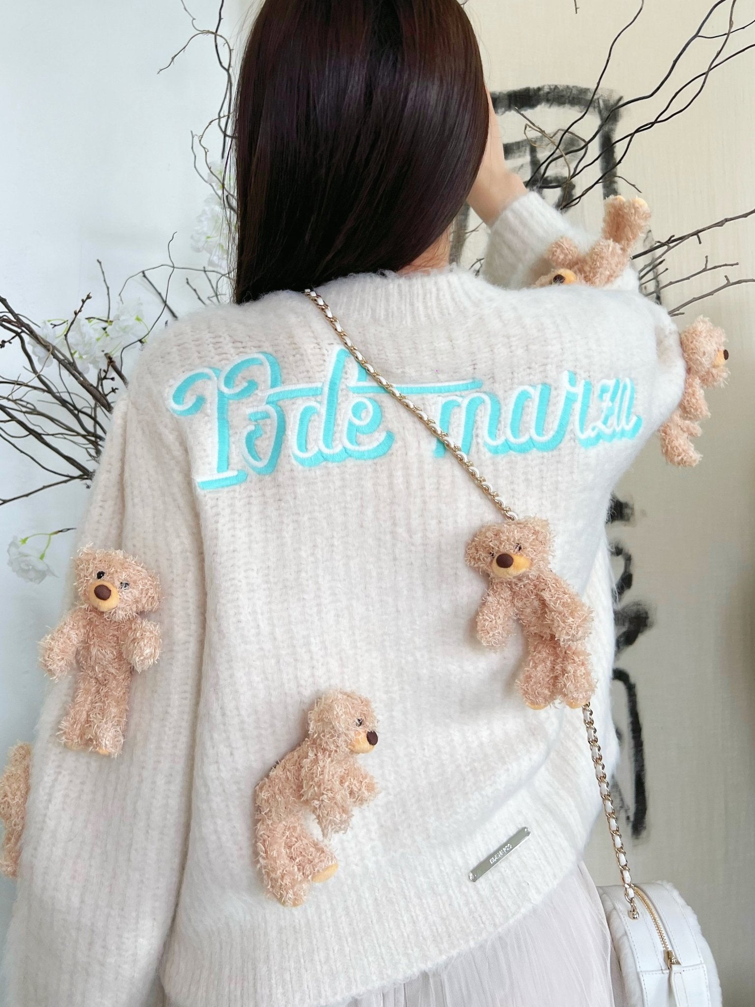 13DE MARZO White Toys Cardigan | MADA IN CHINA