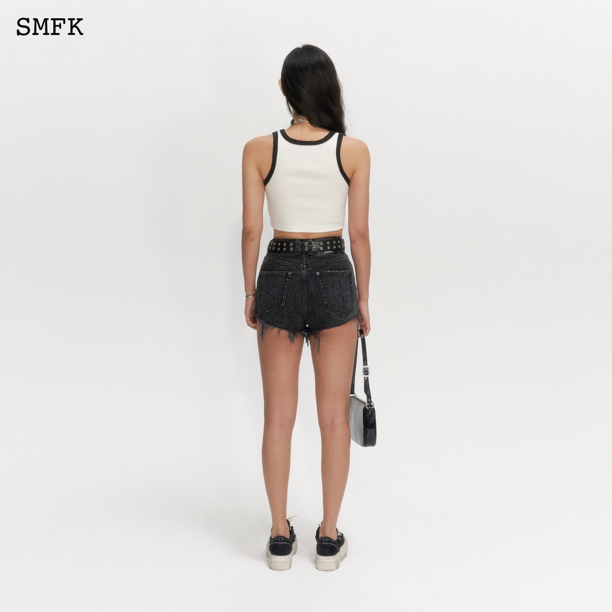 SMFK Wilderness Rock Black Short Jeans | MADA IN CHINA