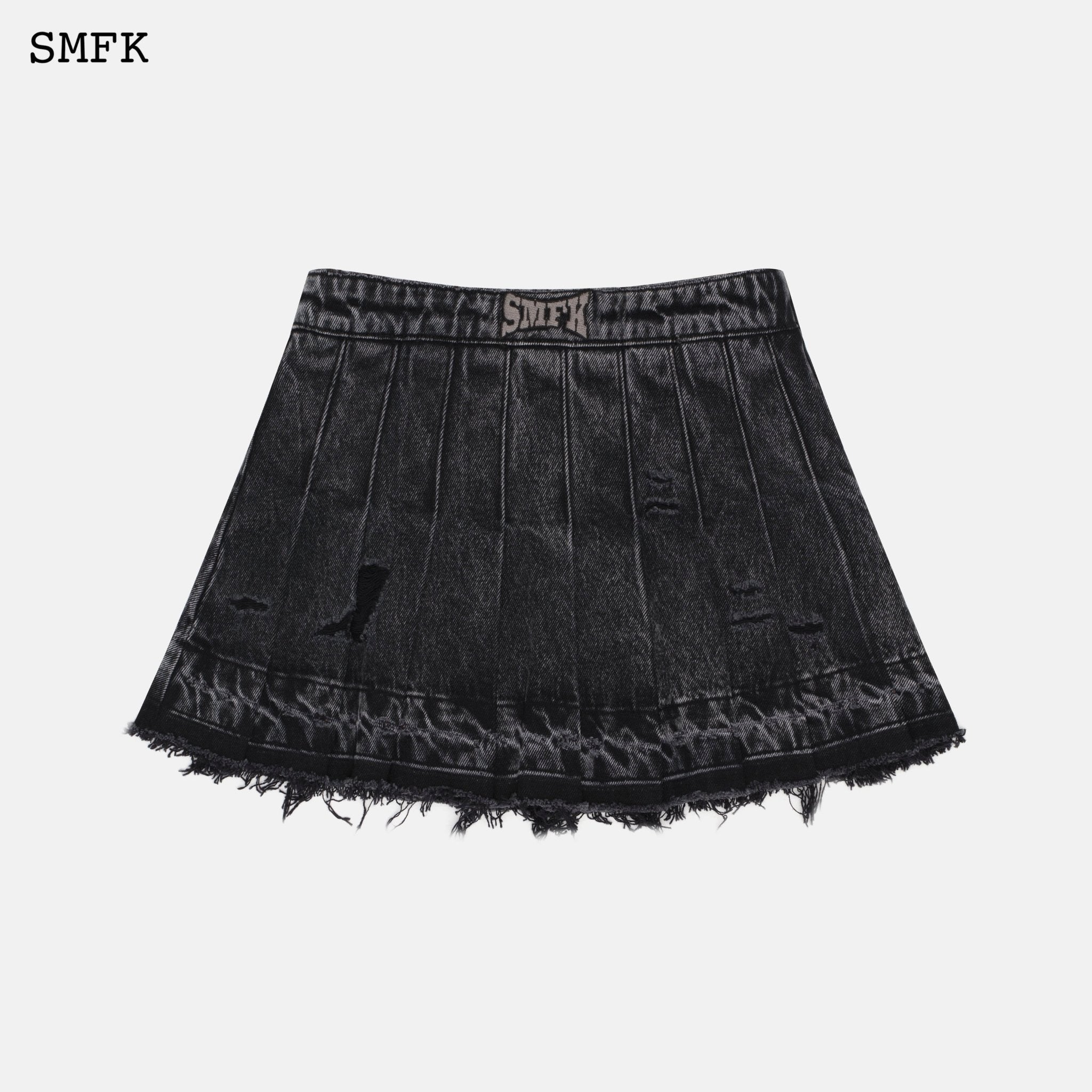 SMFK Wilderness Wandering Black Pleated Short Jeans | MADA IN CHINA