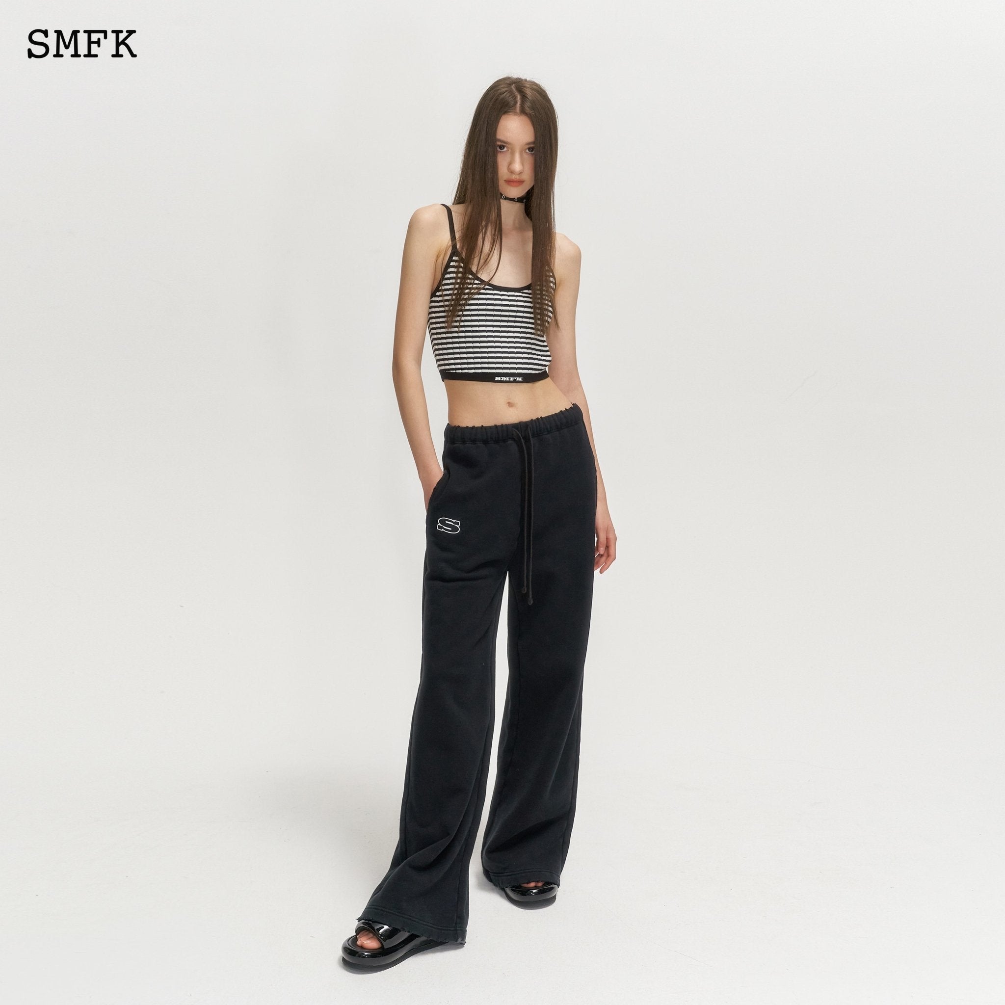 SMFK Wilderness Wandering Black Sport Pants | MADA IN CHINA