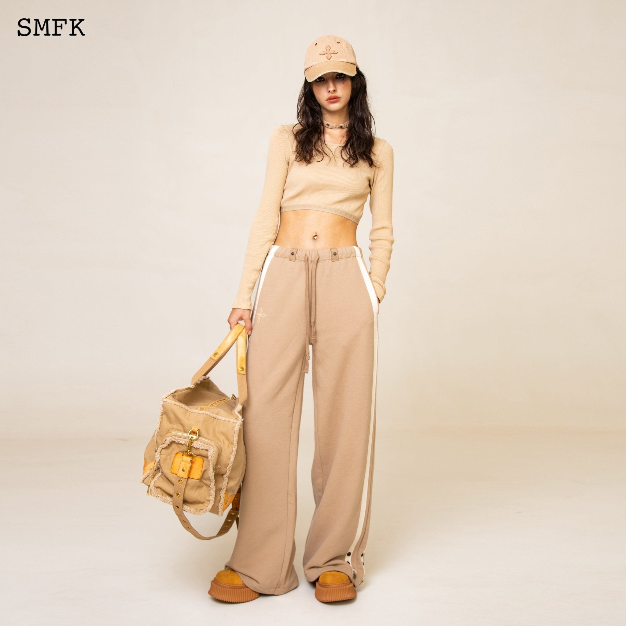 SMFK WildWorld Adventure Running Sweatpants | MADA IN CHINA