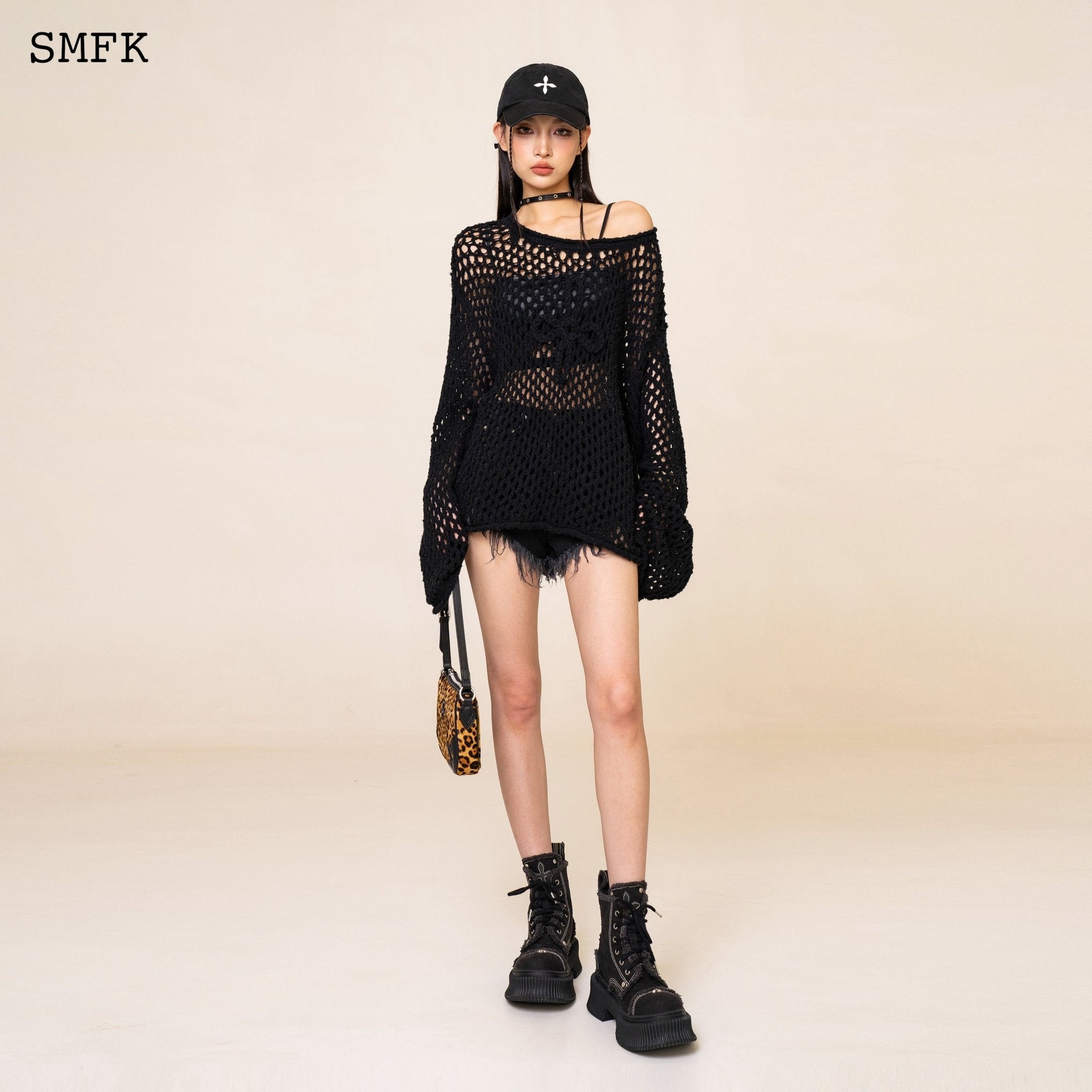 SMFK WildWorld Black Spider Web Hoodie Smock | MADA IN CHINA