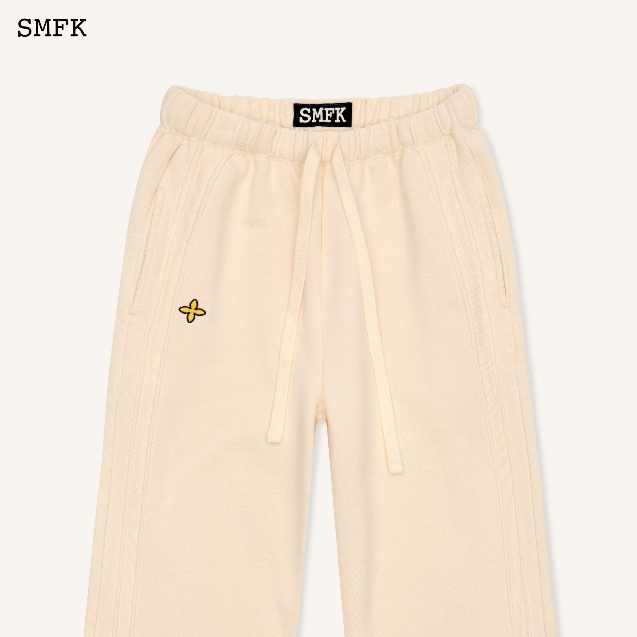 SMFK WildWorld Cream Sweatpants Culottes | MADA IN CHINA