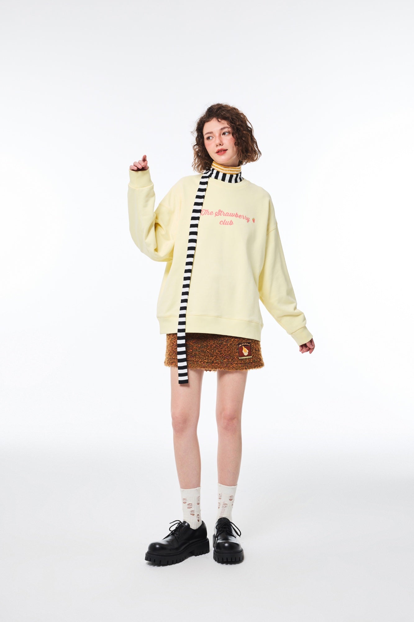 Alexia Sandra Yellow Printing Strawberry Sweatshirt | MADA IN CHINA